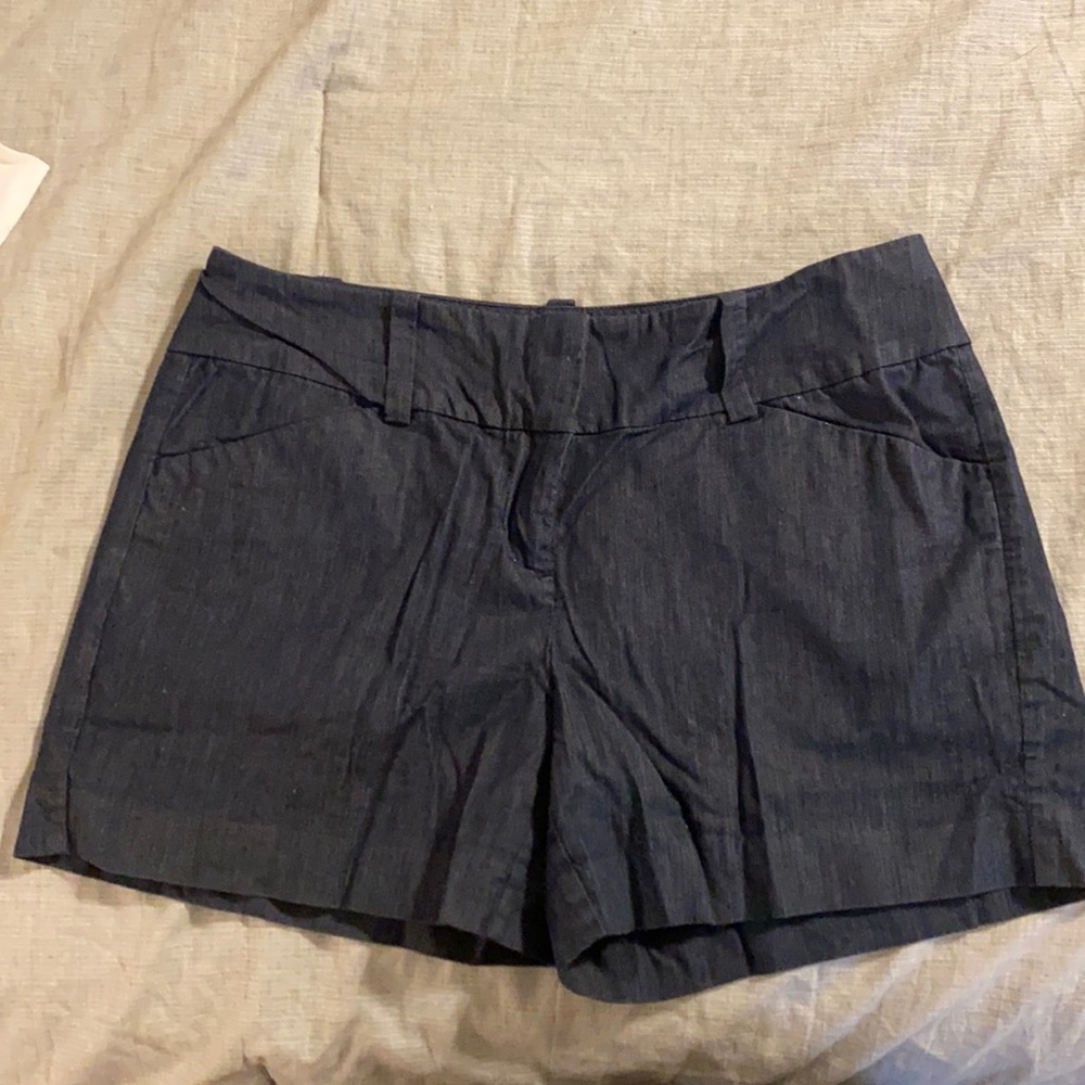 Ann Taylor Signature Shorts